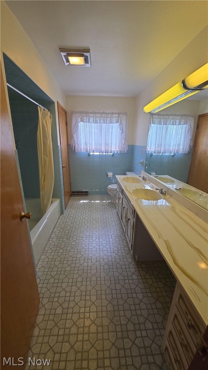 54878 National Road Bridgeport, OH 43912 - Photo 30 of 41