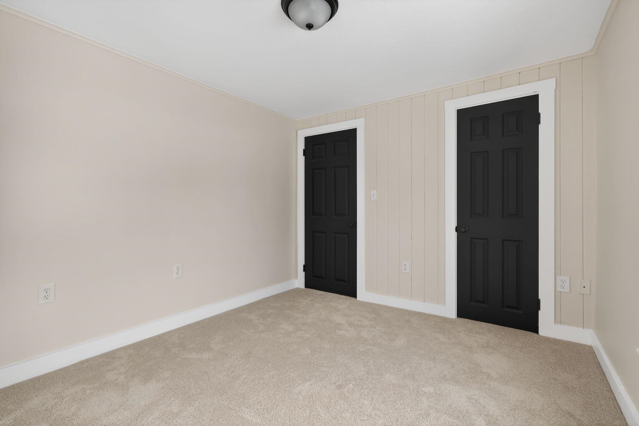 48 Jackson Street Laconia, NH 03246 - Photo 29 of 42