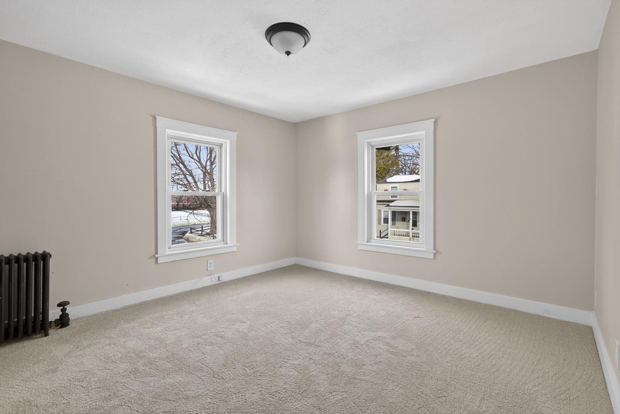 48 Jackson Street Laconia, NH 03246 - Photo 31 of 42