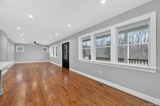 $831,000 | 3 Little York Road, Warwick, NY 10990