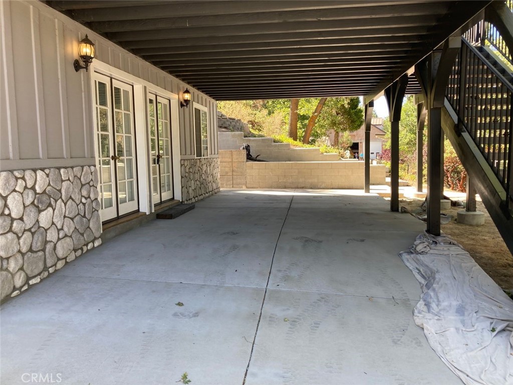 1050 Carousel Road Lake Arrowhead, CA 92352 - Photo 4 of 28