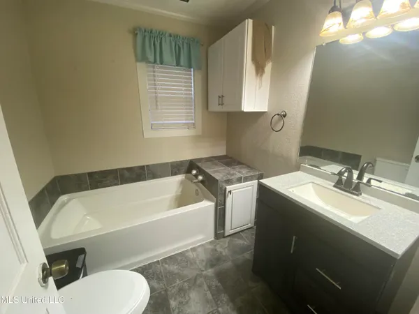 $173,000 | 3070 Highway 8, Sicily Island, LA 71368