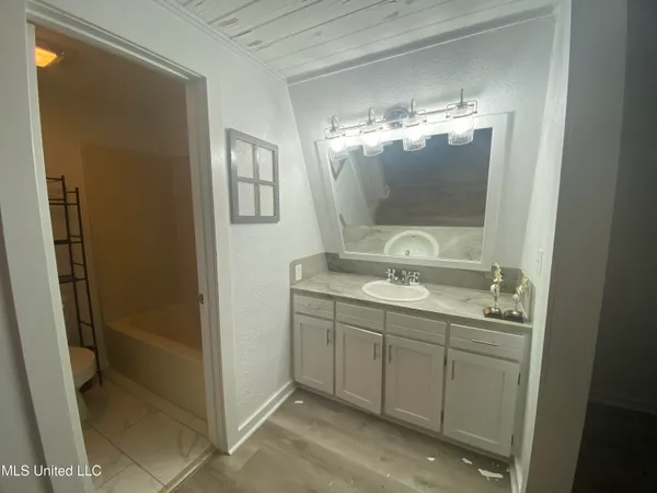 $173,000 | 3070 Highway 8, Sicily Island, LA 71368