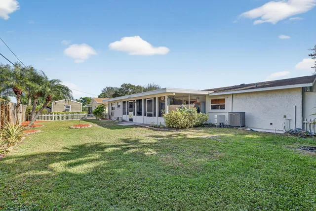 $2,750 | 1769 Southeast Madison Street, Stuart, FL 34997