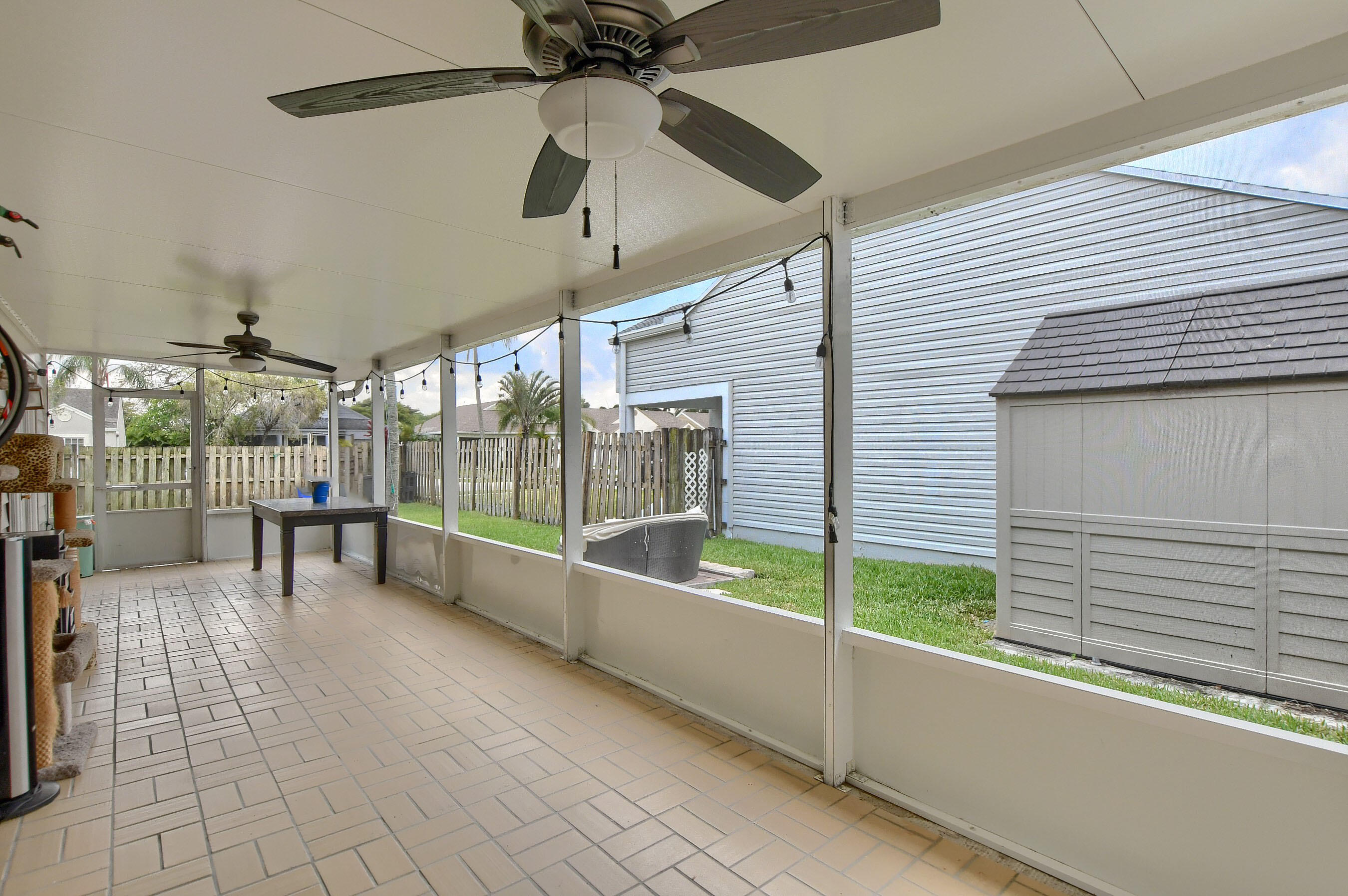 8431 Dynasty Drive Boca Raton, FL 33433 - Photo 28 of 32 27_ebf_7165-hdr(5)