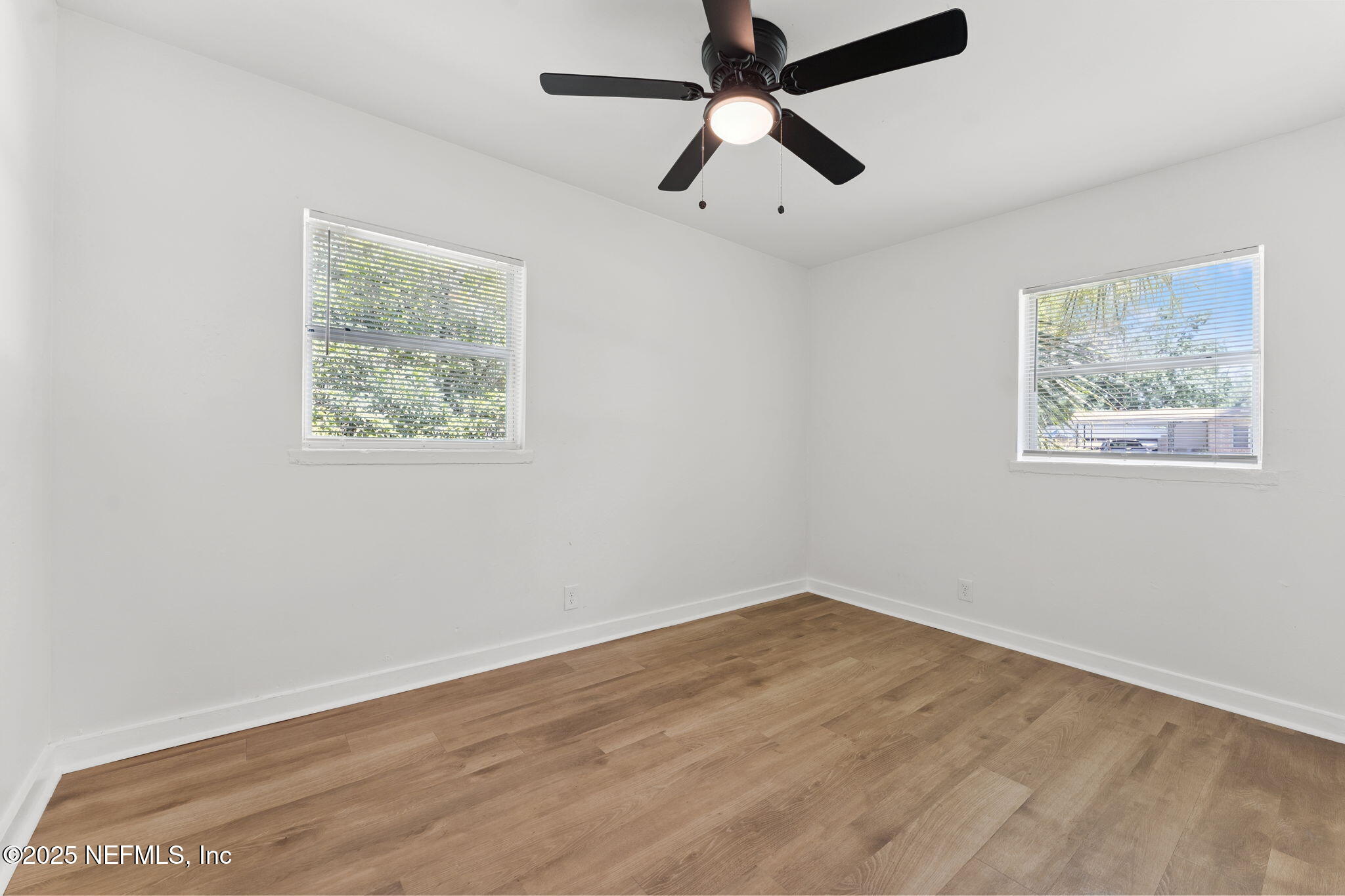 1905 Maclean Road Jacksonville, FL 32209 - Photo 15 of 20 17-web-or-mls-DSC09641