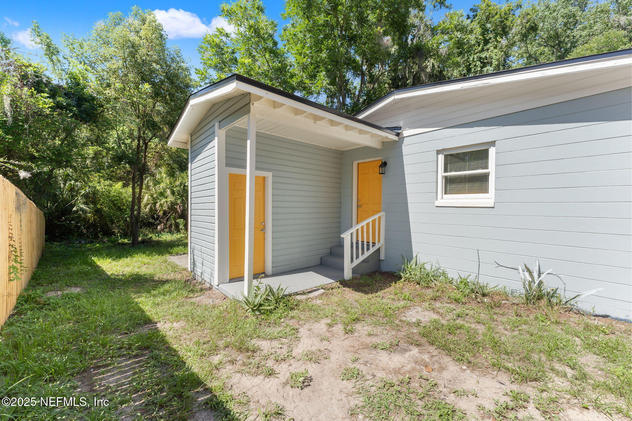 1905 Maclean Road Jacksonville, FL 32209 - Photo 17 of 20 21-web-or-mls-DSC09736