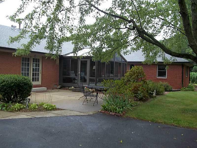 8844 South Franklin Road Indianapolis, IN 46259 - Photo 16 of 18 Gallery Image 16