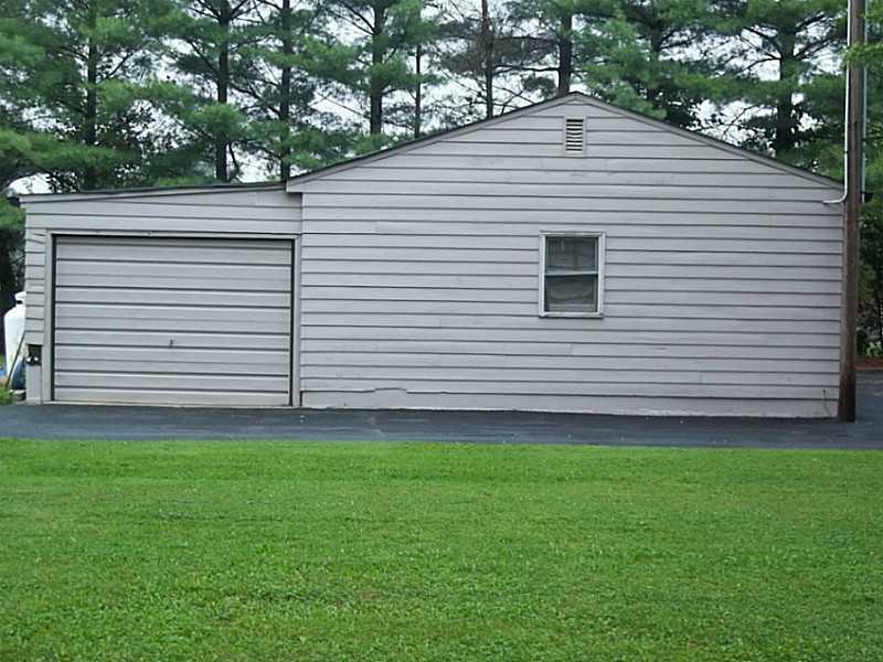 8844 South Franklin Road Indianapolis, IN 46259 - Photo 18 of 18 Gallery Image 18