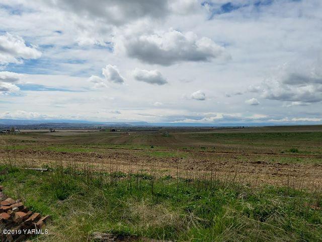 2881 Sli Road Sunnyside, WA 98944 - Photo 4 of 4 a view of an ocean