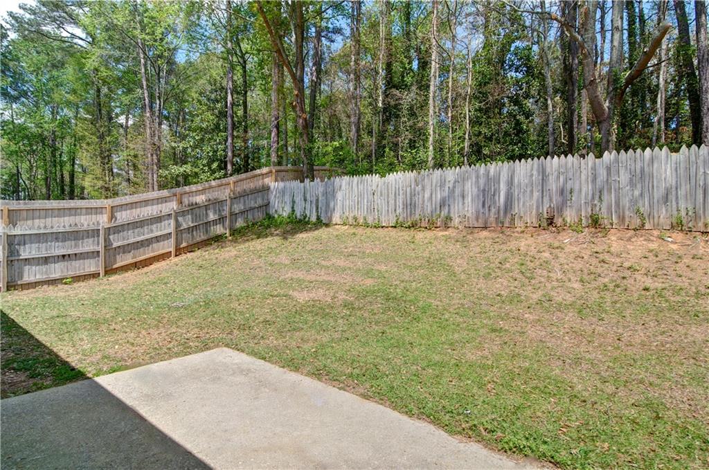 2665 Ivydale Court Southwest Atlanta, GA 30311 - Photo 44 of 45 a view of outdoor space and yard