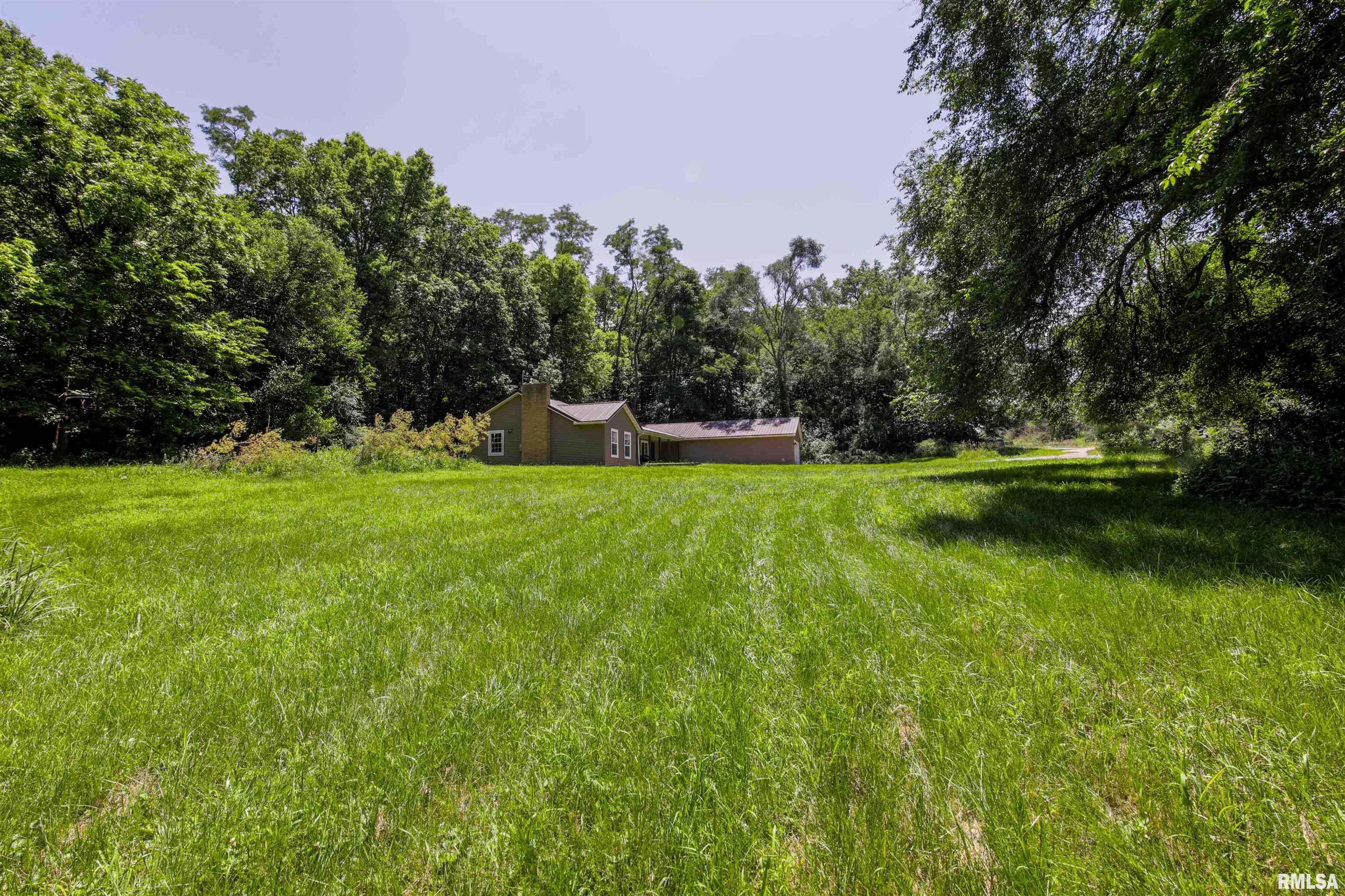 1562 Spring Bay Road East Peoria, IL 61611 - Photo 47 of 52