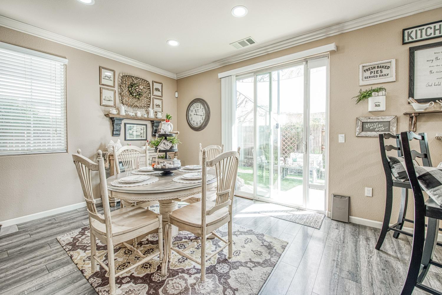 343 Raphael Lane Clovis, CA 93611 - Photo 11 of 48