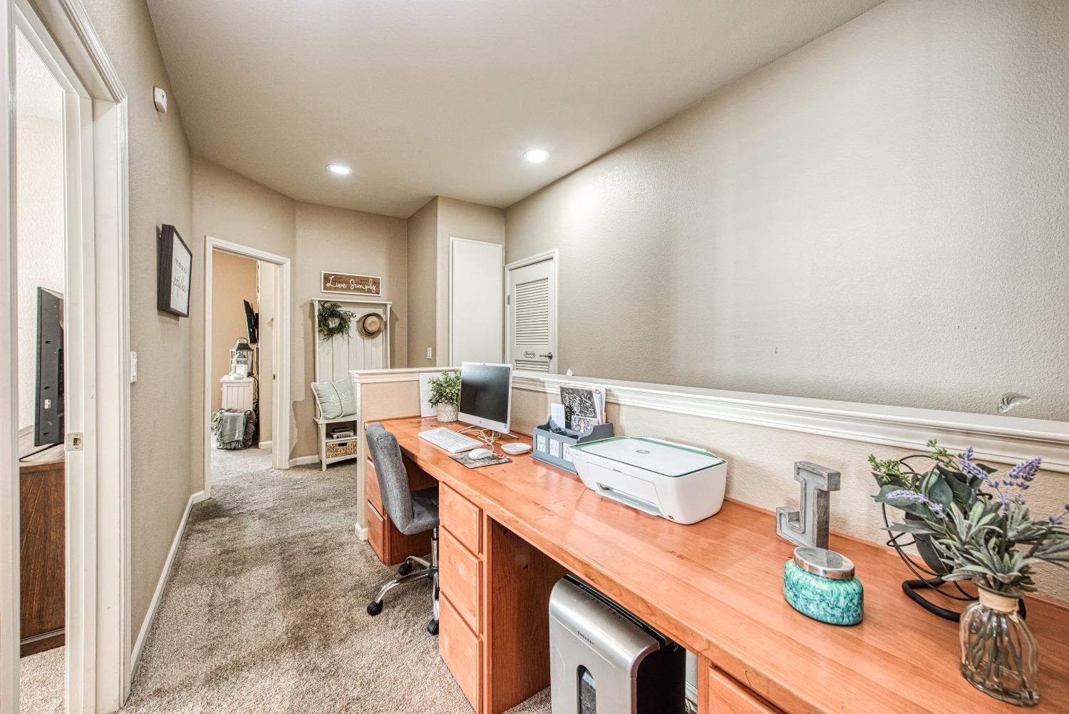 343 Raphael Lane Clovis, CA 93611 - Photo 23 of 48