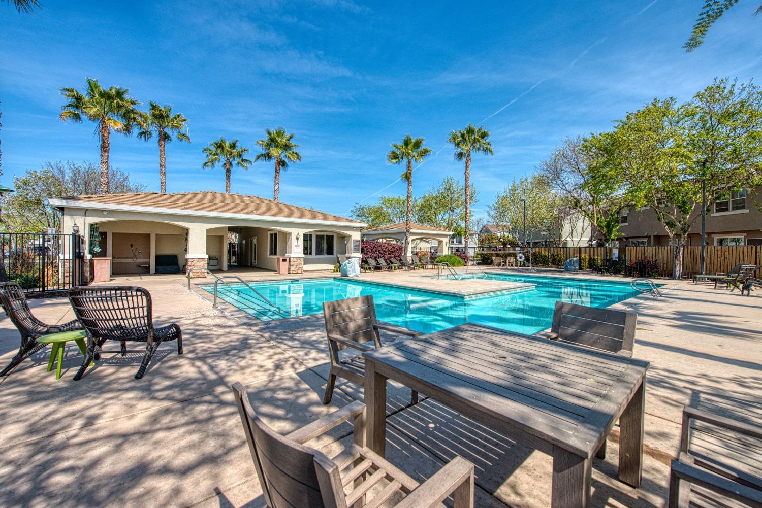 343 Raphael Lane Clovis, CA 93611 - Photo 43 of 48