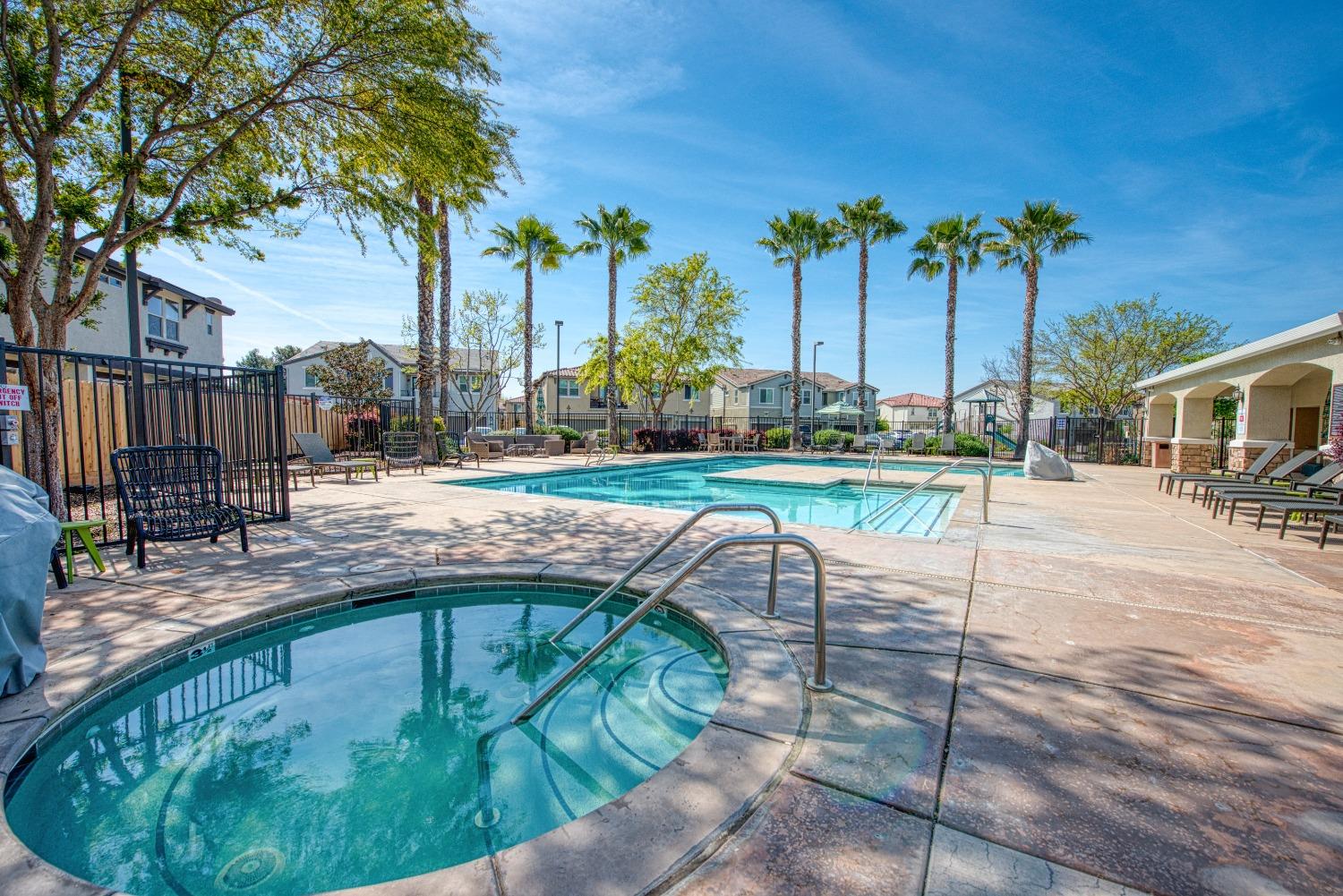 343 Raphael Lane Clovis, CA 93611 - Photo 46 of 48