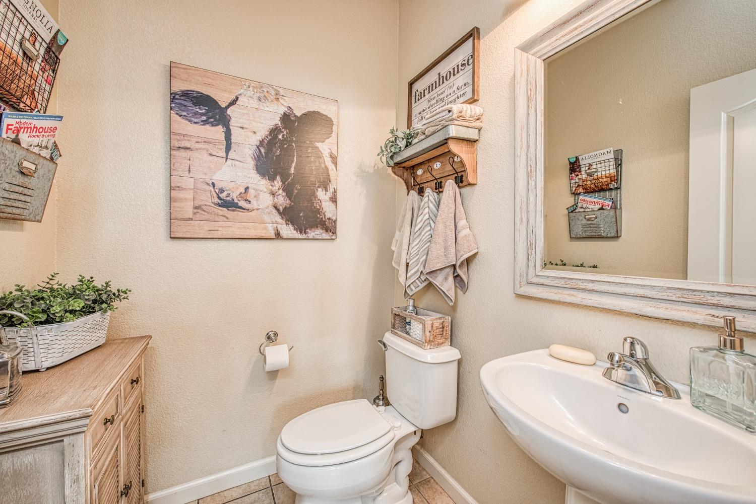 343 Raphael Lane Clovis, CA 93611 - Photo 6 of 48