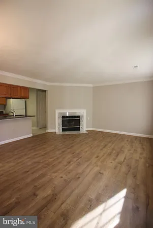 $2,300 | 3803 Salemway Court, Woodbridge, VA 22192