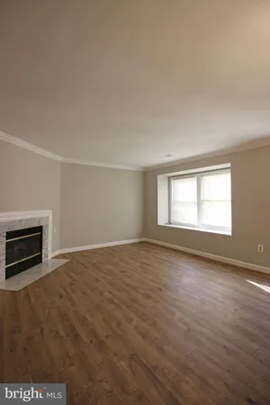 $2,300 | 3803 Salemway Court, Woodbridge, VA 22192