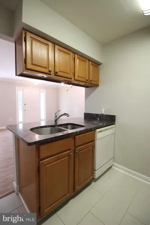 $2,300 | 3803 Salemway Court, Woodbridge, VA 22192