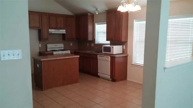 $2,190 | 443 Sonoma Drive, Rockwall, TX 75087