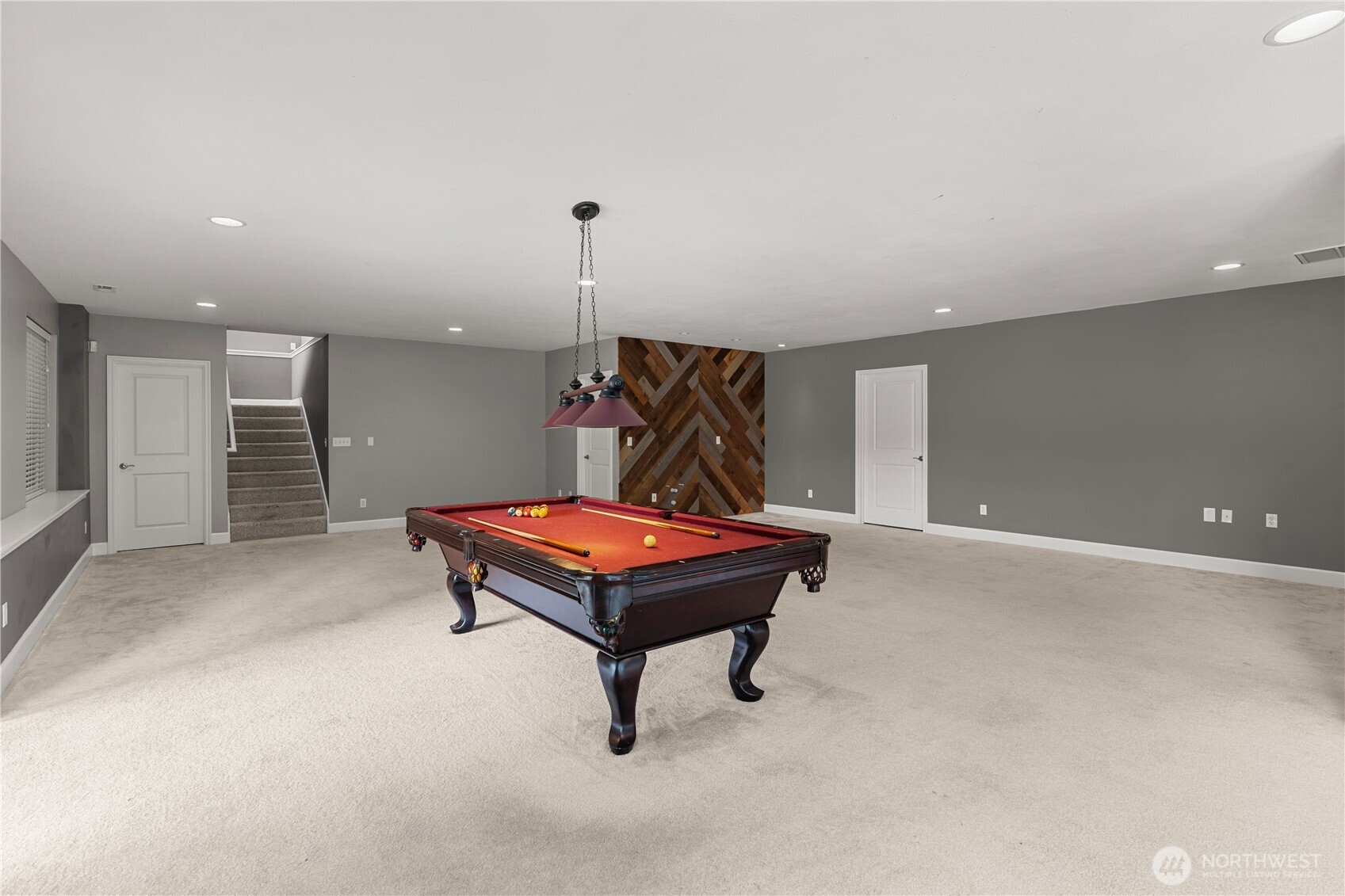 13402 Spiketon Road Buckley, WA 98321 - Photo 23 of 35 a room with furniture