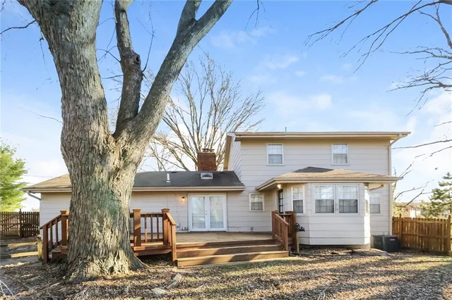 $2,100 | 2300 Northwest 85th Terrace, Kansas City, MO 64154