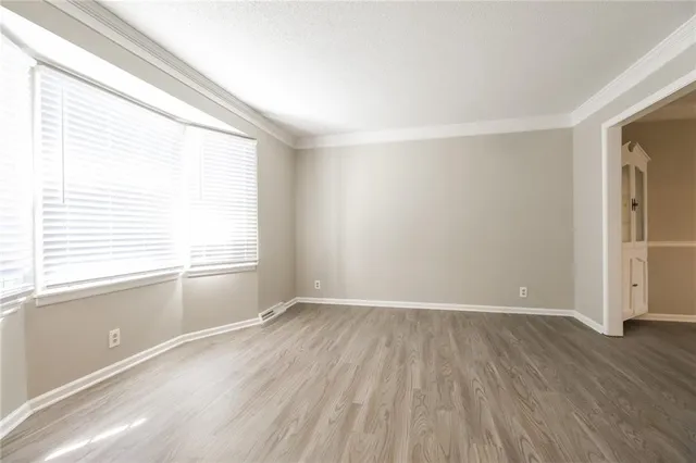 $2,100 | 2300 Northwest 85th Terrace, Kansas City, MO 64154