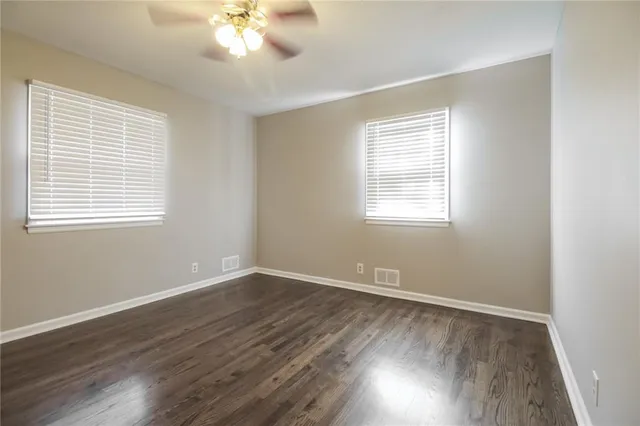 $2,100 | 2300 Northwest 85th Terrace, Kansas City, MO 64154