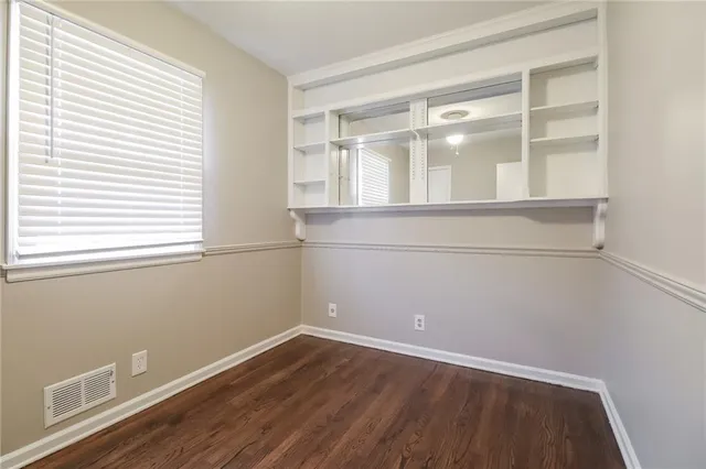 $2,100 | 2300 Northwest 85th Terrace, Kansas City, MO 64154