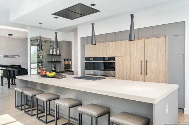 $16,000 | 211 Wellesley Hill, Shavano Park, TX 78231