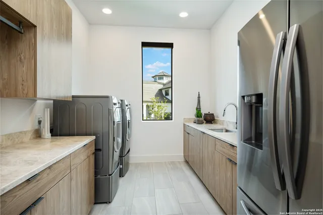 $16,000 | 211 Wellesley Hill, Shavano Park, TX 78231