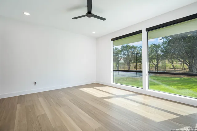 $16,000 | 211 Wellesley Hill, Shavano Park, TX 78231