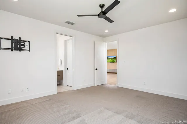 $16,000 | 211 Wellesley Hill, Shavano Park, TX 78231