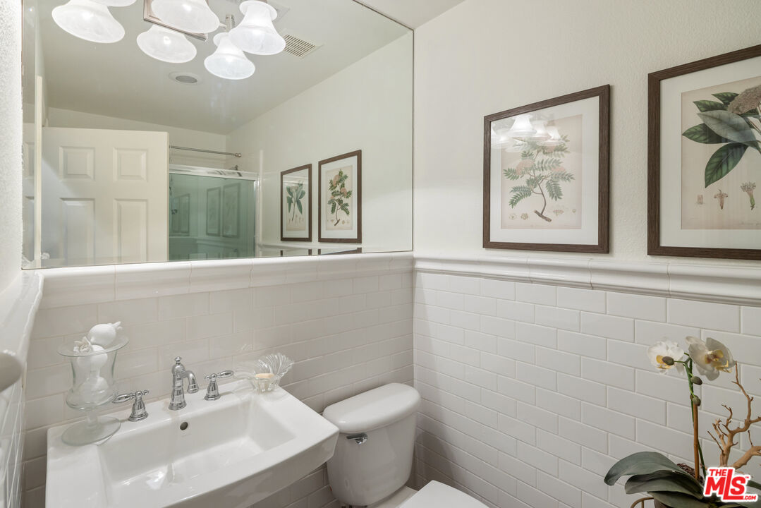26841 Greenleaf Court Stevenson Ranch, CA 91381 - Photo 12 of 25