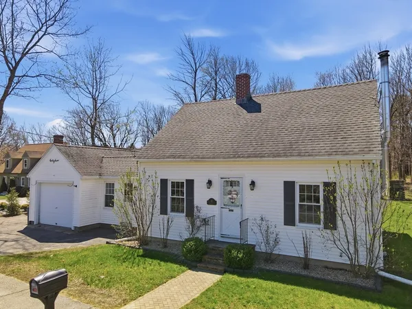 $388,000 | 42 Bacon Street, Westminster, MA 01473