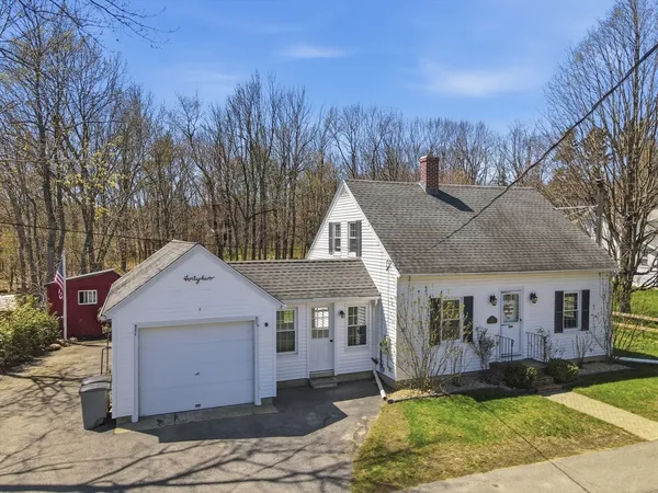$388,000 | 42 Bacon Street, Westminster, MA 01473