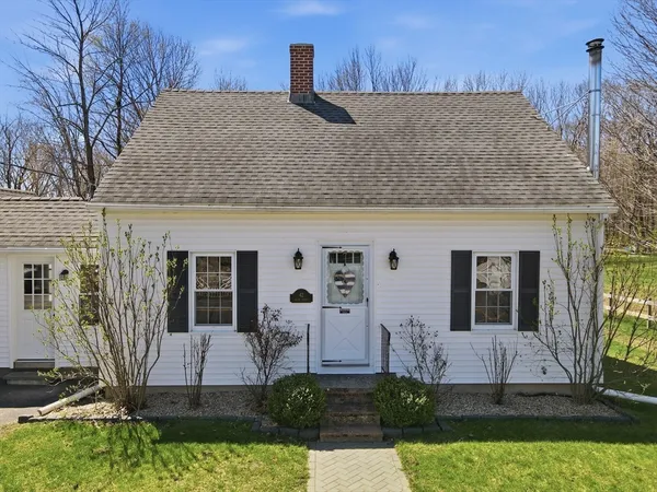 $388,000 | 42 Bacon Street, Westminster, MA 01473