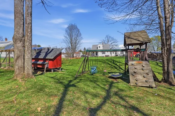 $388,000 | 42 Bacon Street, Westminster, MA 01473