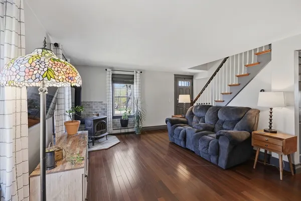 $388,000 | 42 Bacon Street, Westminster, MA 01473