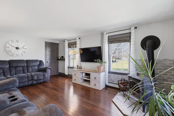 $388,000 | 42 Bacon Street, Westminster, MA 01473