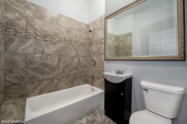 $280,000 | 2345 South Lawndale Avenue, Chicago, IL 60623