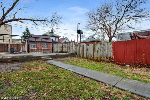 $280,000 | 2345 South Lawndale Avenue, Chicago, IL 60623