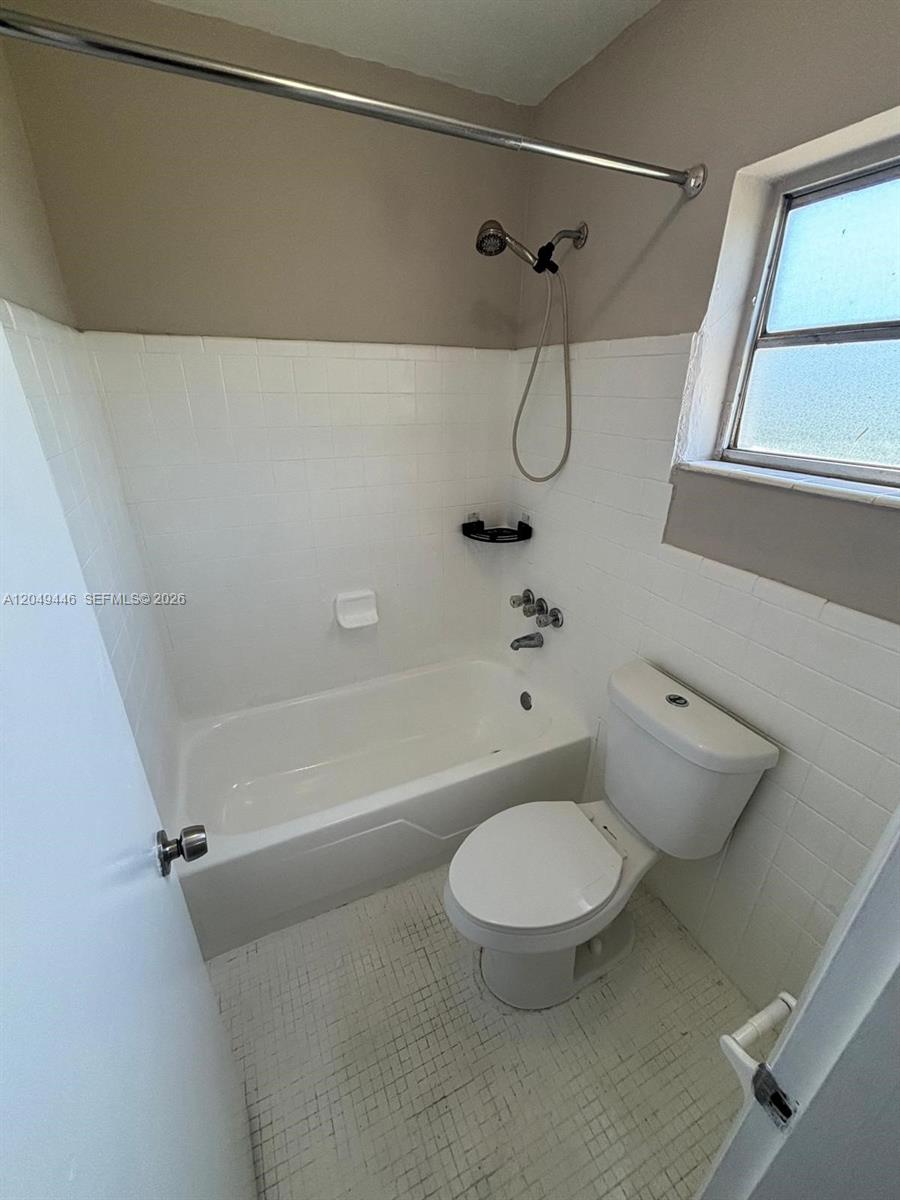 3050 South Dixie Highway, Unit 402 Miami, FL 33133 - Photo 6 of 7