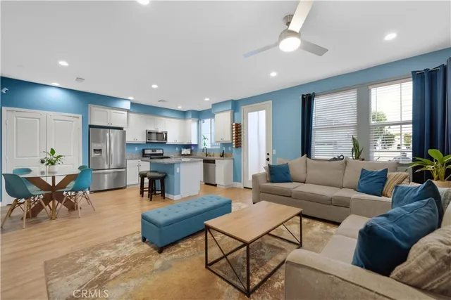 $740,000 | 4196 Camino Campana, Oceanside, CA 92057