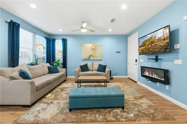 $740,000 | 4196 Camino Campana, Oceanside, CA 92057