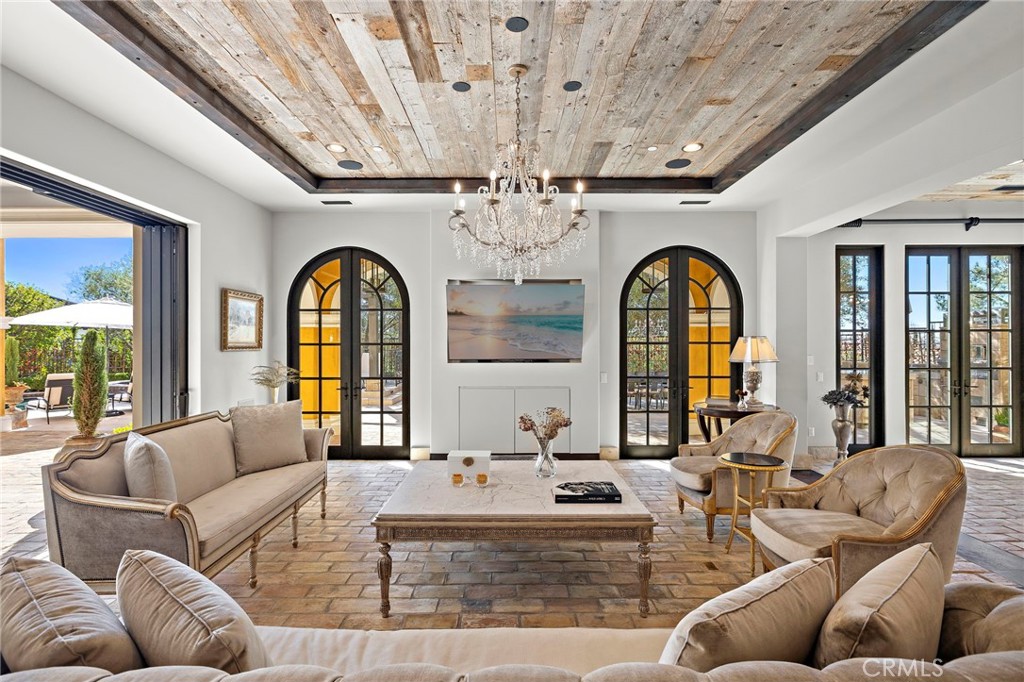 12 Thomas Road Ladera Ranch, CA 92694 - Photo 21 of 70 a living room with furniture and a large window