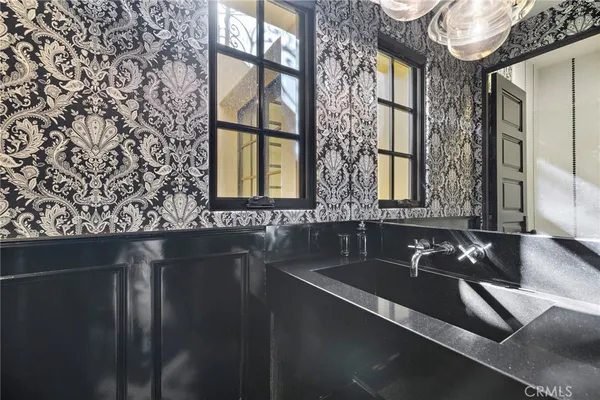 $8,199,900 | 12 Thomas Road, Ladera Ranch, CA 92694