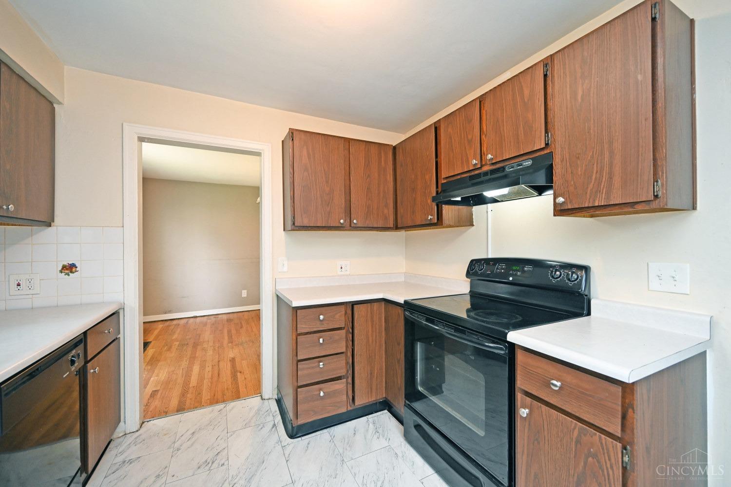 3582 Werk Road Cincinnati, OH 45248 - Photo 15 of 29 Gallery Image 15