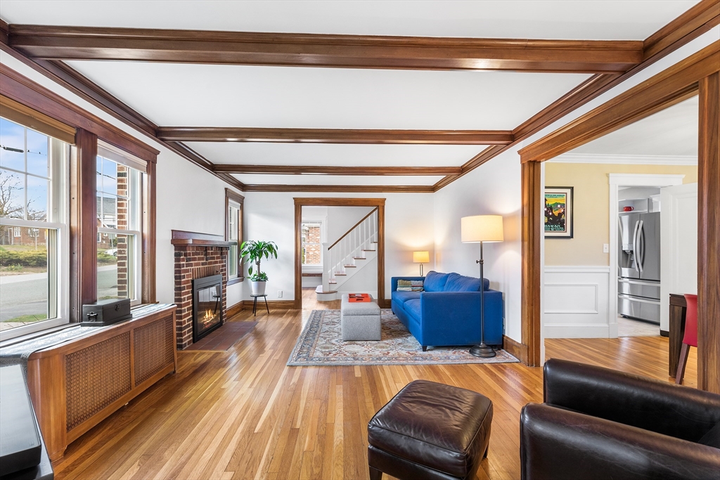 41 Burbank Road Medford, MA 02155 - Photo 9 of 30 Gallery Image 9